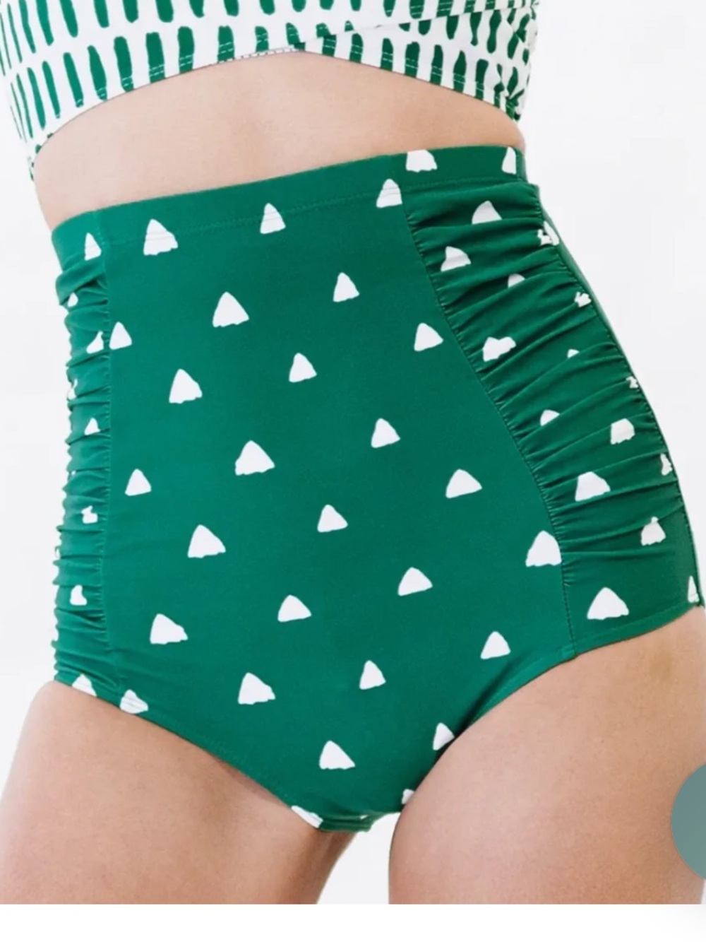 High-Waist Kids Bottoms in Green Kiwi Triangle Print